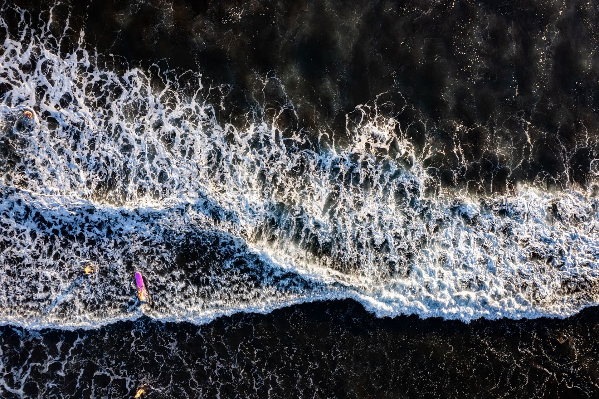 Surfing El Salvador in August